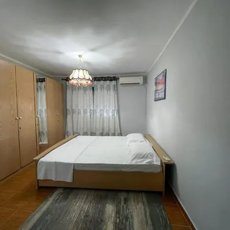 Apartment Dage